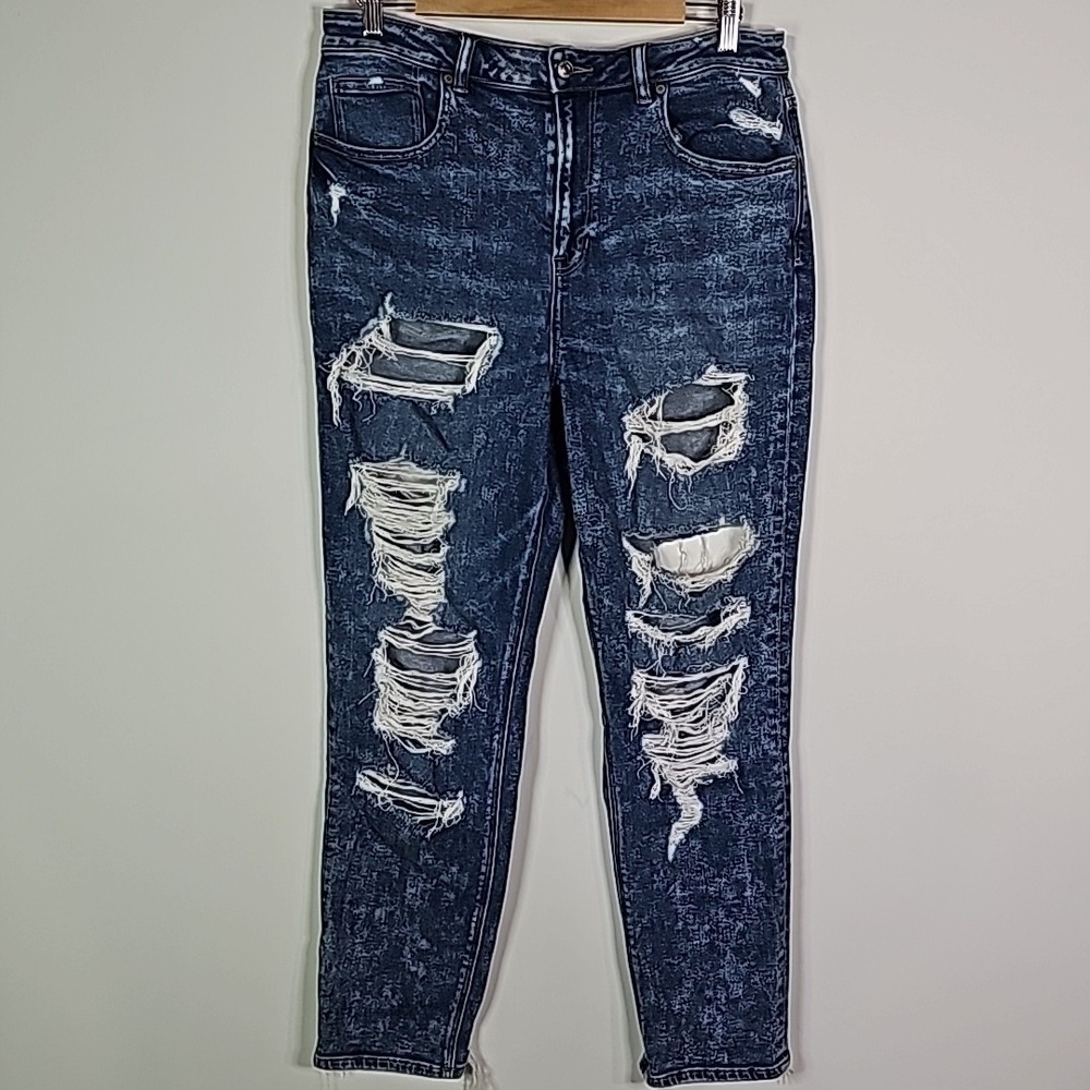 American Eagle size 12 stretch distressed style mom jeans
